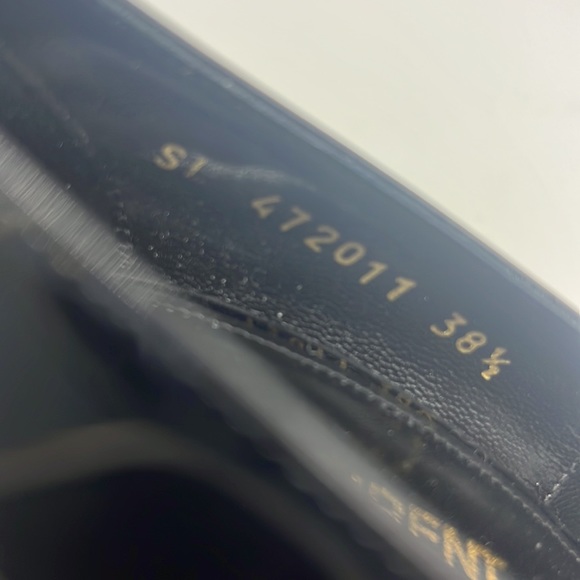 Saint Laurent
Opyum Point-Toe Patent Leather Pumps - Picture 6 of 6